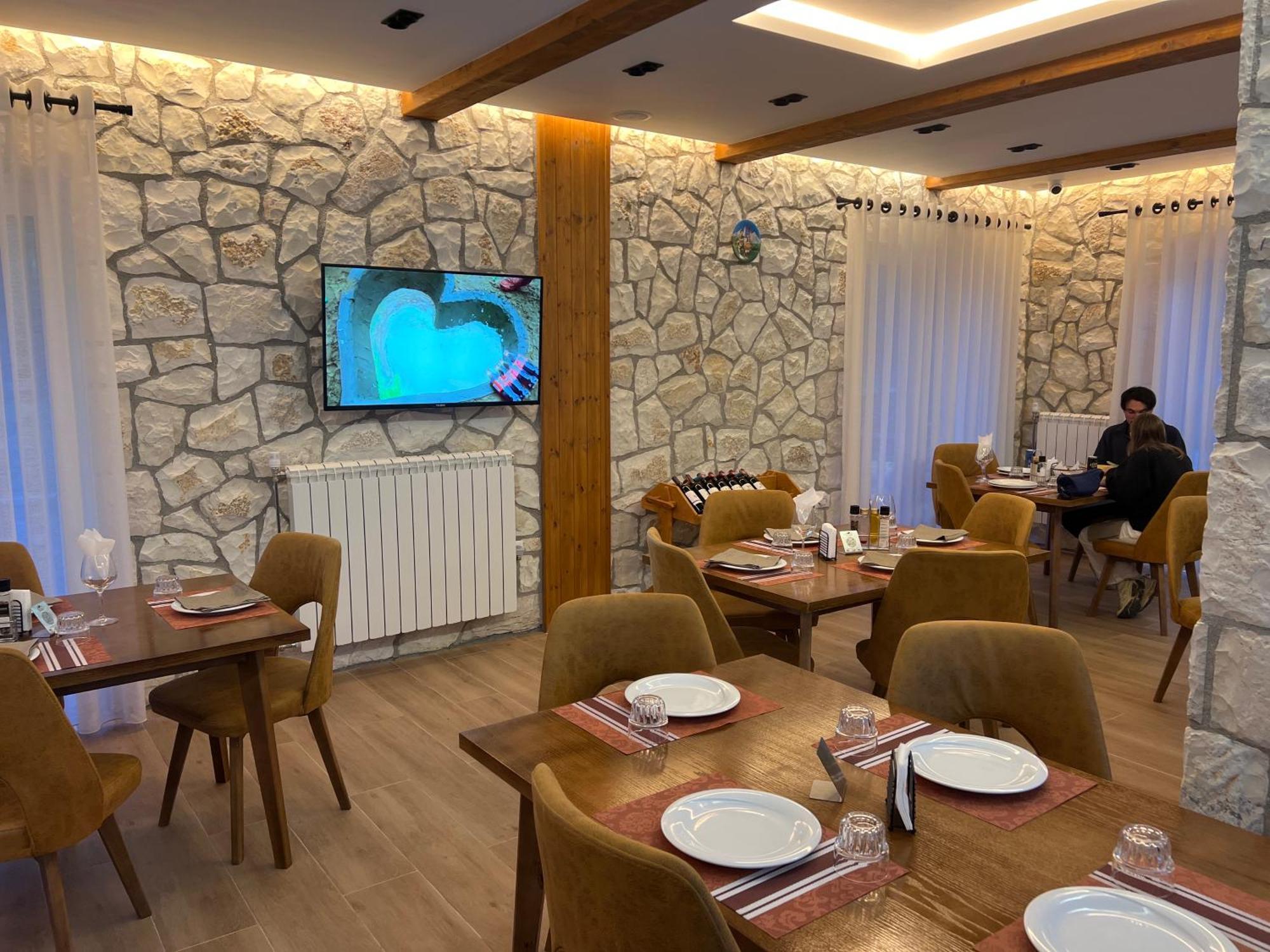 Hotel N'bjeshke 4*
