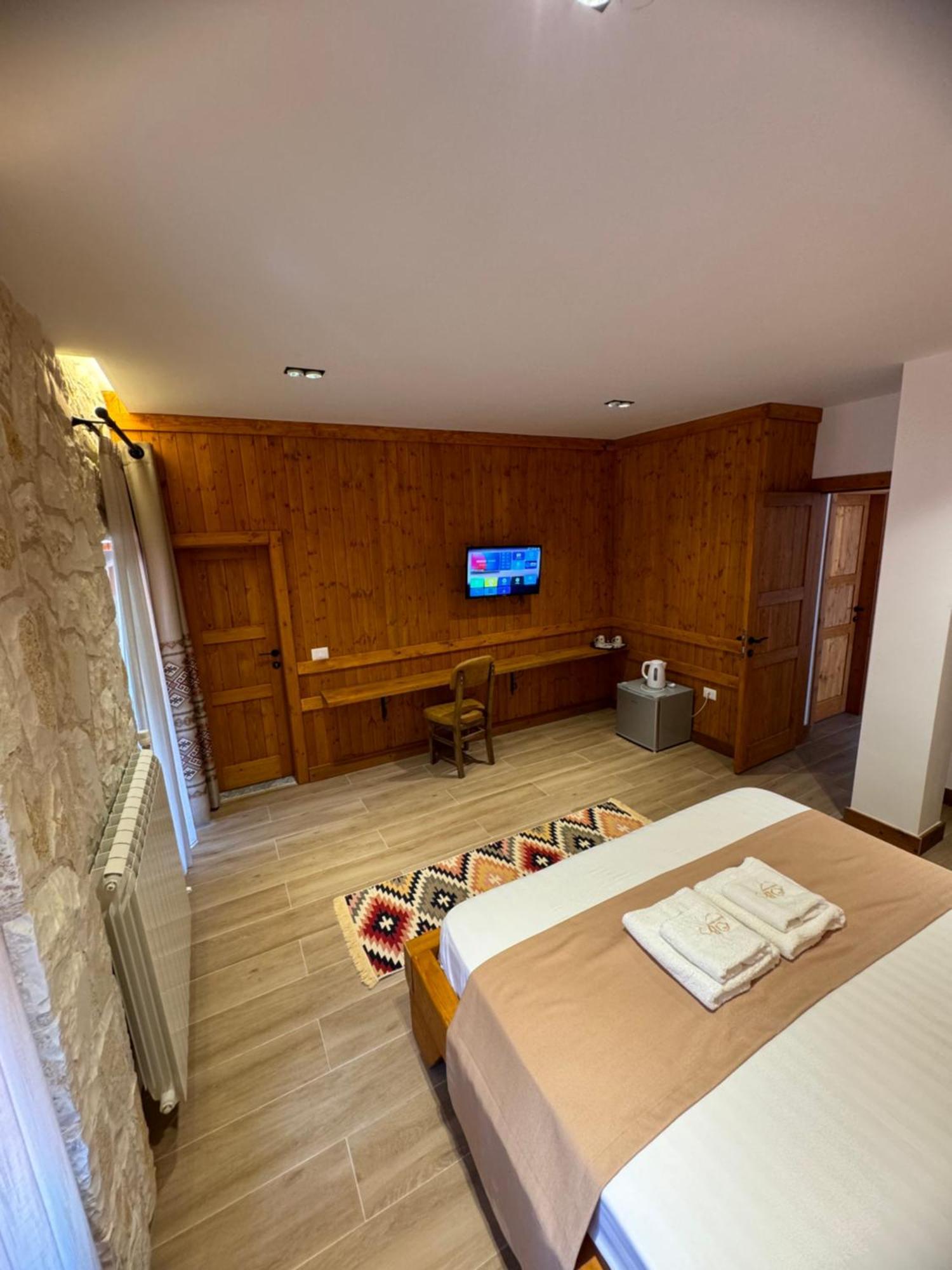 Hotel N'bjeshke 4*
